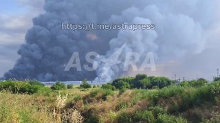 Пожар в Краснодаре: Логистический центр Wildberries охвачен пламенем
