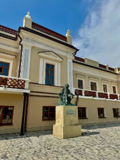 Феодосийская Галерея: Искусство Айвазовского и Крымское Очарование